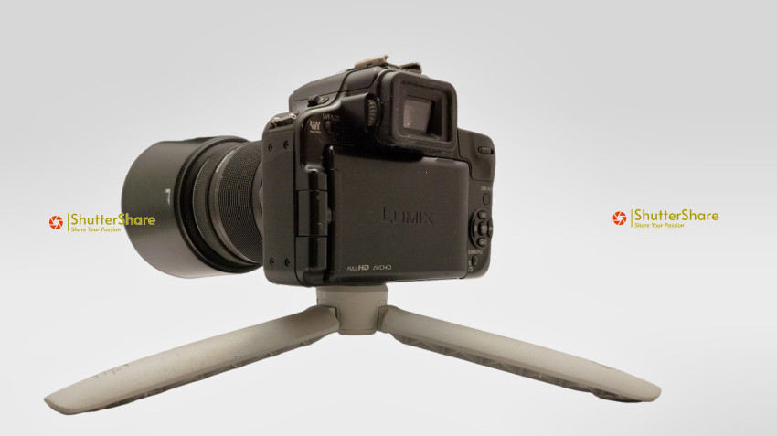 Lumix G7 Camera with Tripod