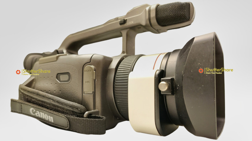 Canon DM-GL1: Professional Digital Video Camcorder Side