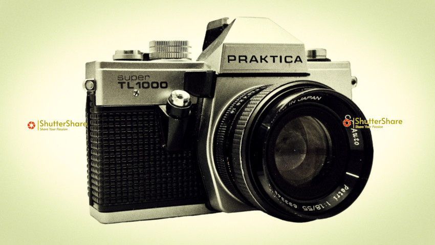 Vintage PRAKTICA SUPER TL1000 35mm Film Camera with Petri Lens - Filtered