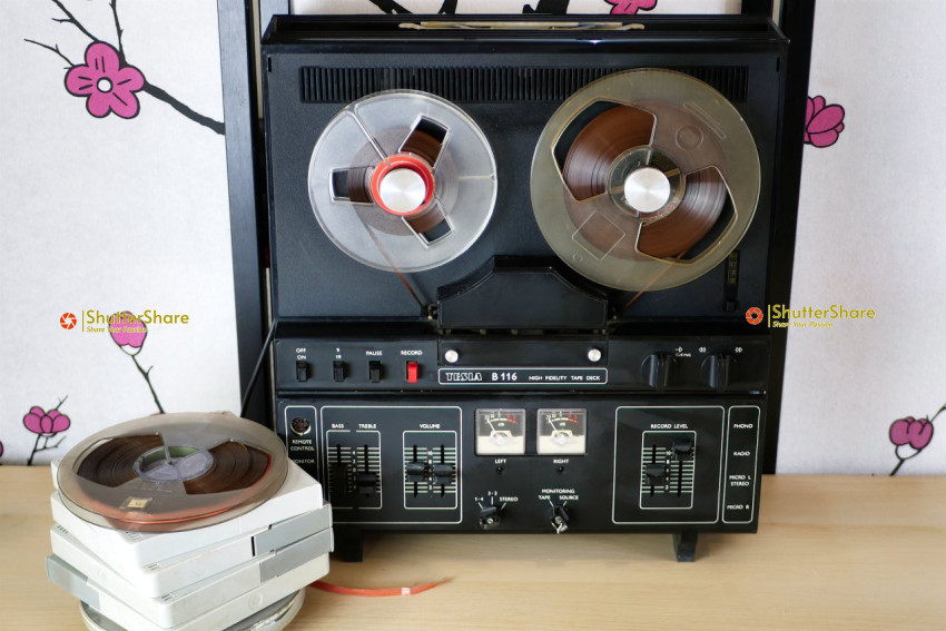 Vintage Tesla B116 Reel-to-Reel Tape Recorder